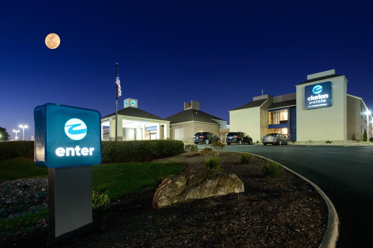 Hotel Clarion Pointe Harrisonburg Exterior foto
